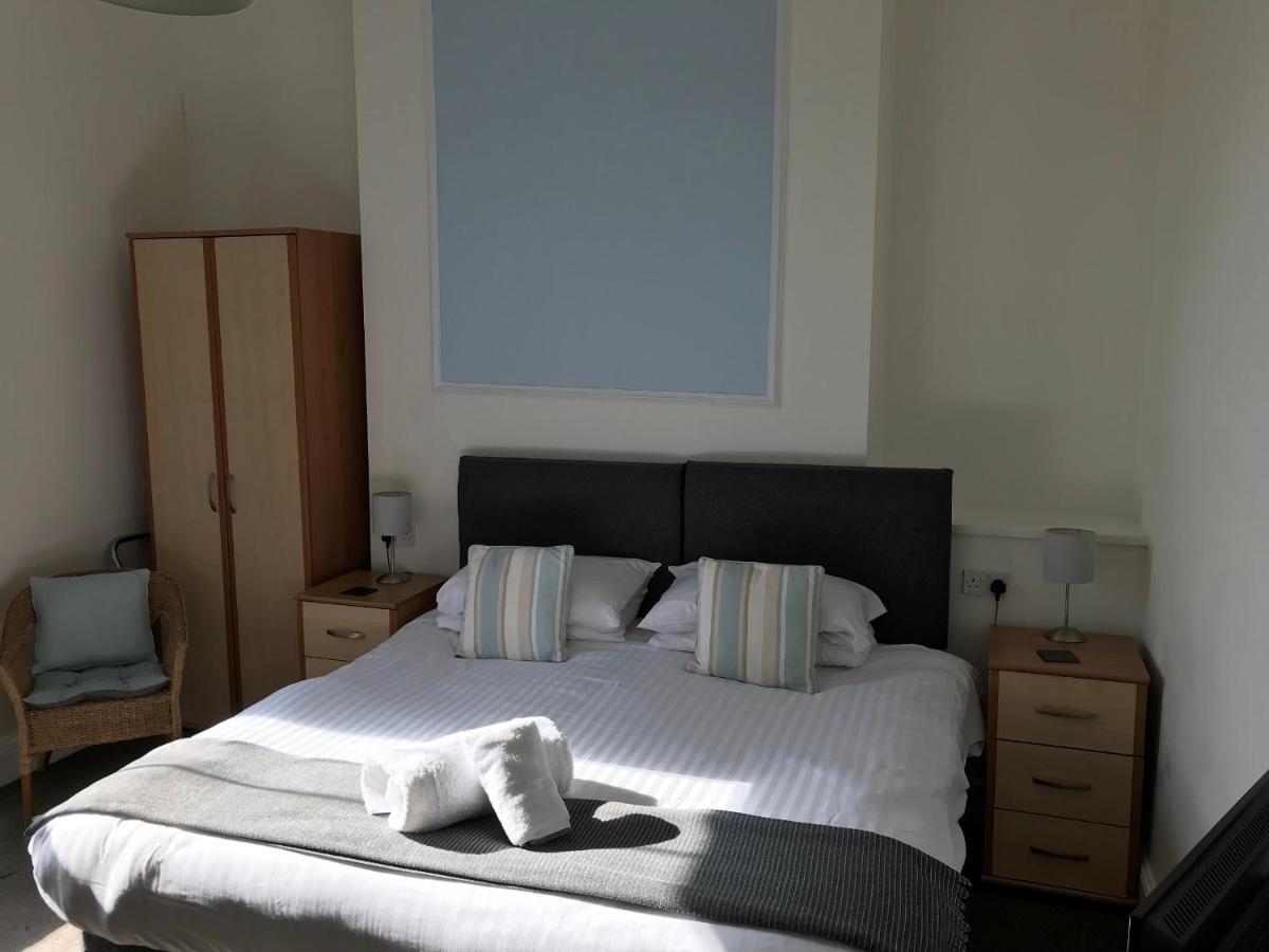The Oasis Hotel Llandudno Extérieur photo