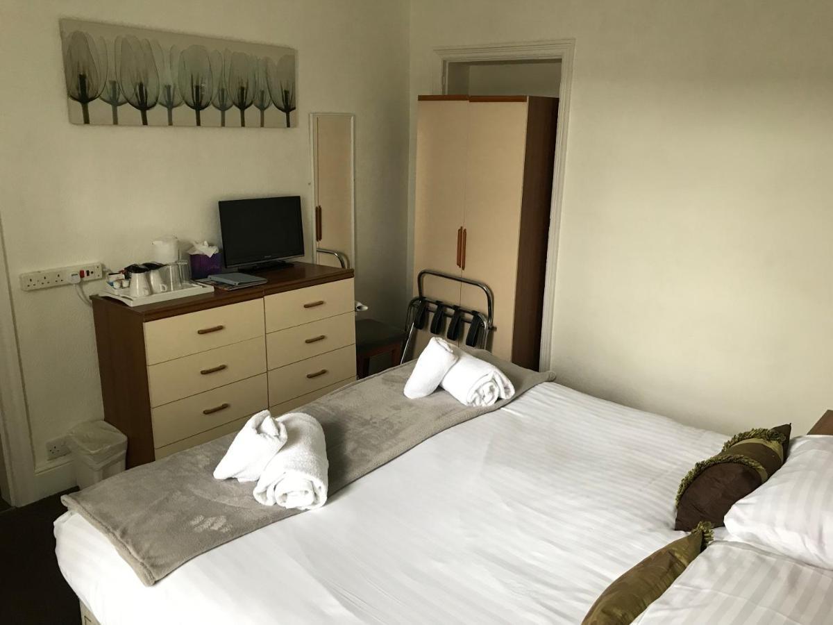 The Oasis Hotel Llandudno Extérieur photo