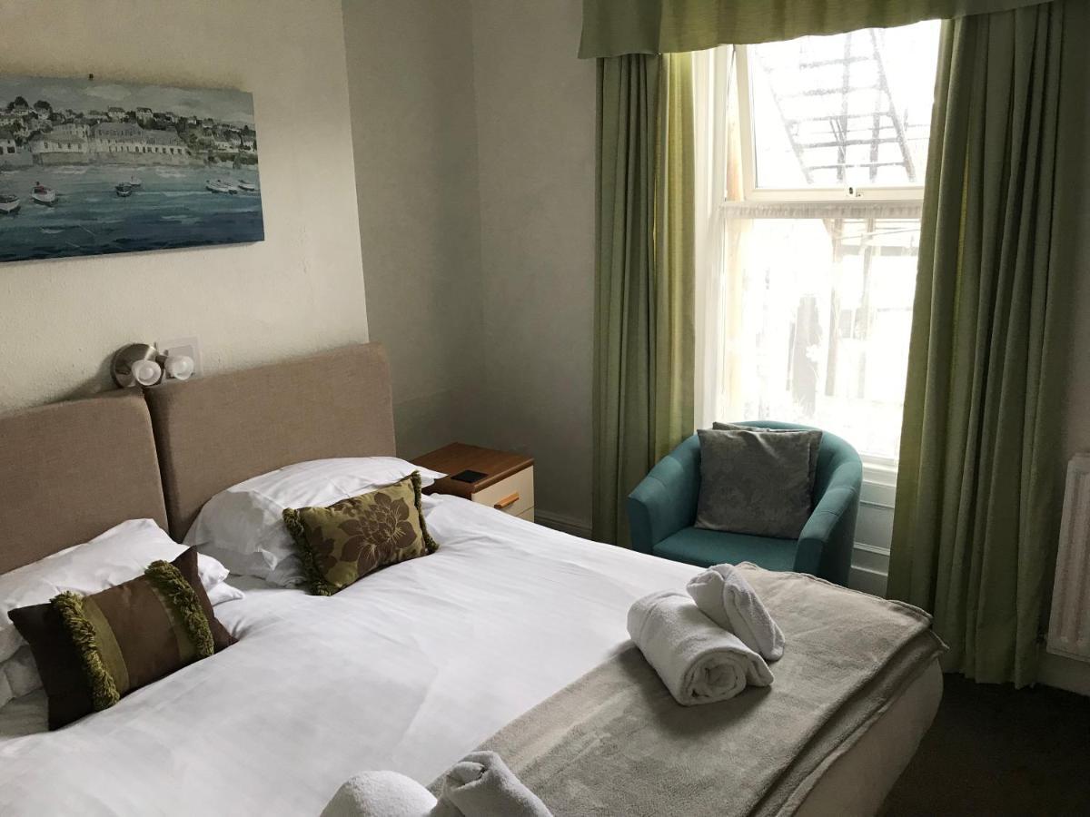 The Oasis Hotel Llandudno Extérieur photo