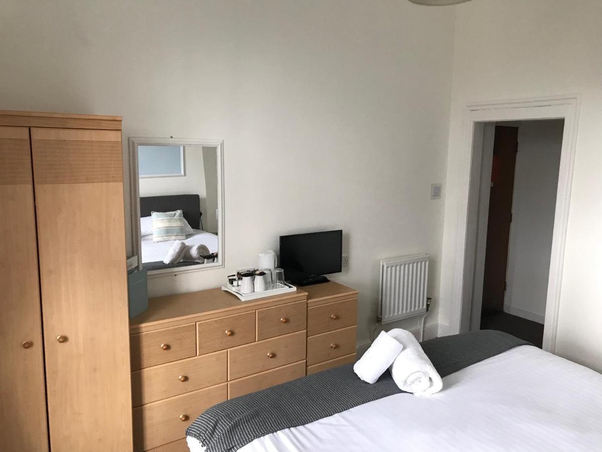 The Oasis Hotel Llandudno Extérieur photo