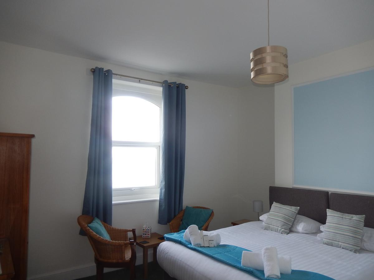 The Oasis Hotel Llandudno Extérieur photo